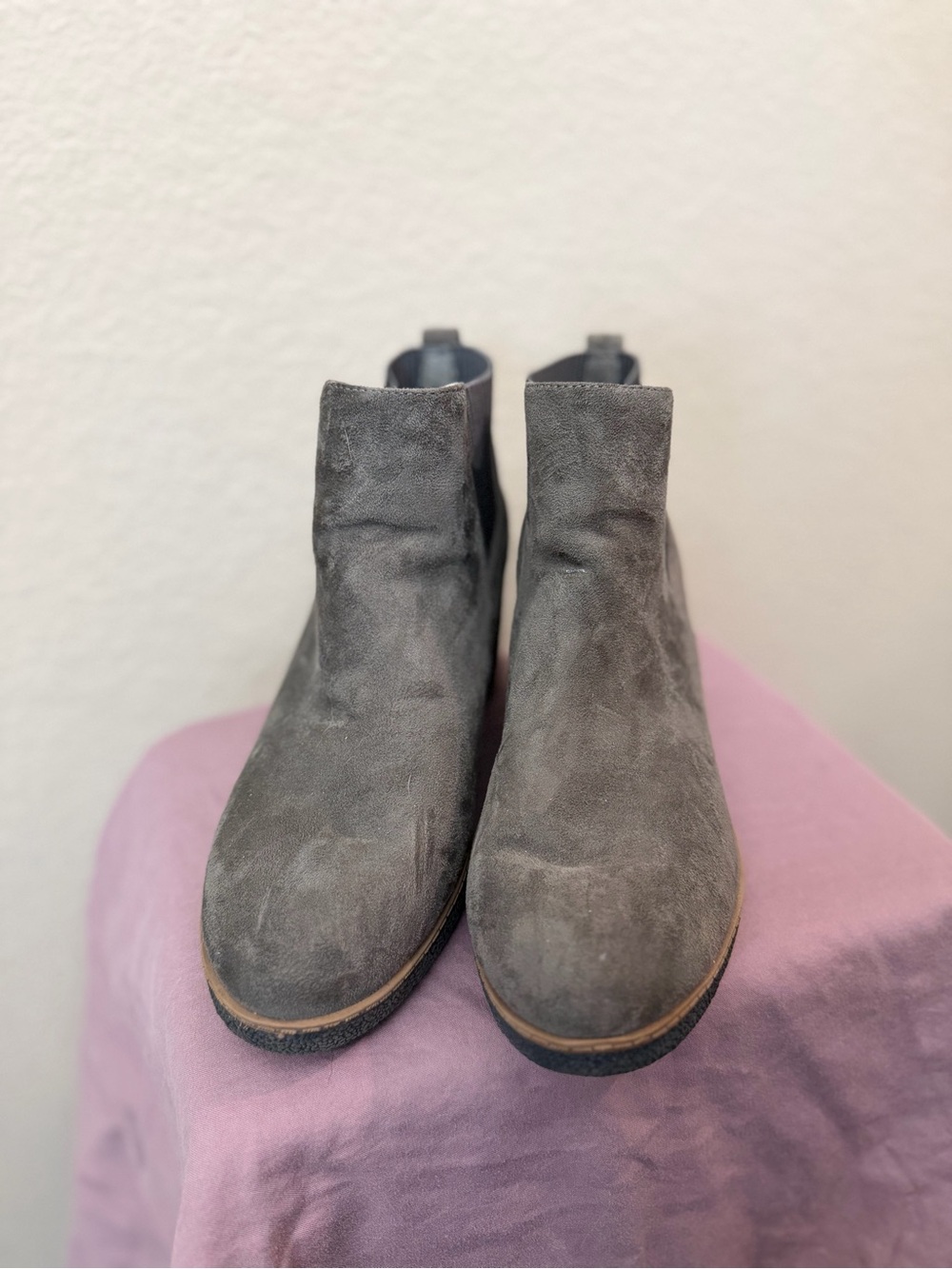 Dr. Scholl's Gray Suede Chelsea Ankle Boots